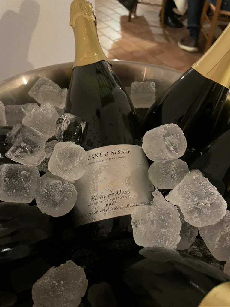 Blanc de noir, kølet på is.